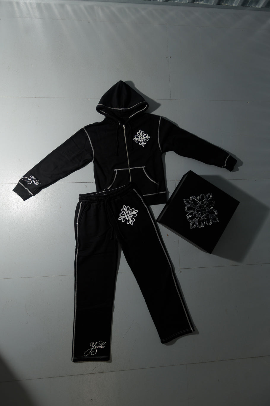 Yonko fleece tracksuit unisex